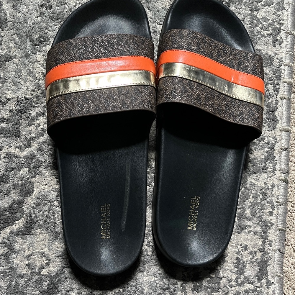 MICHAEL KORS Slides